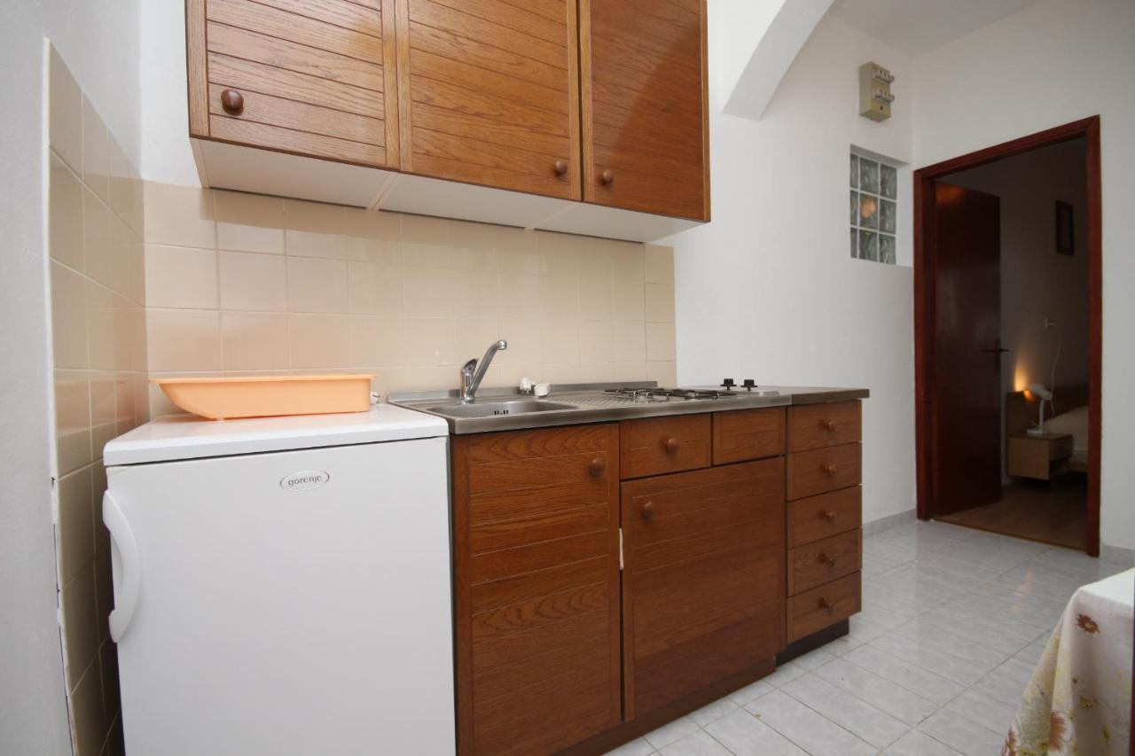 Apartment Metajna 4120C 외부 사진