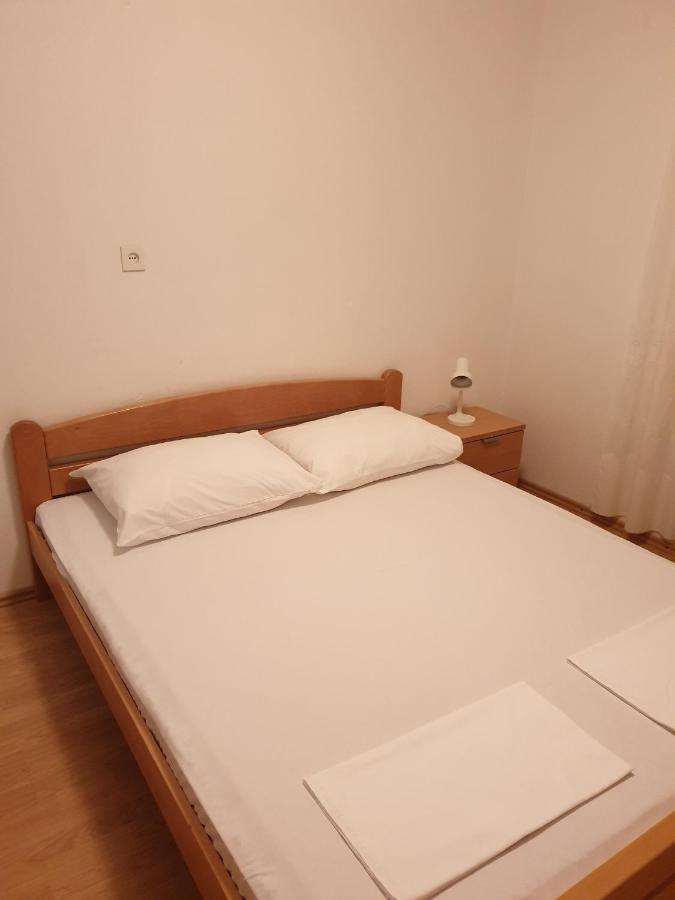 Apartment Metajna 4120C 외부 사진